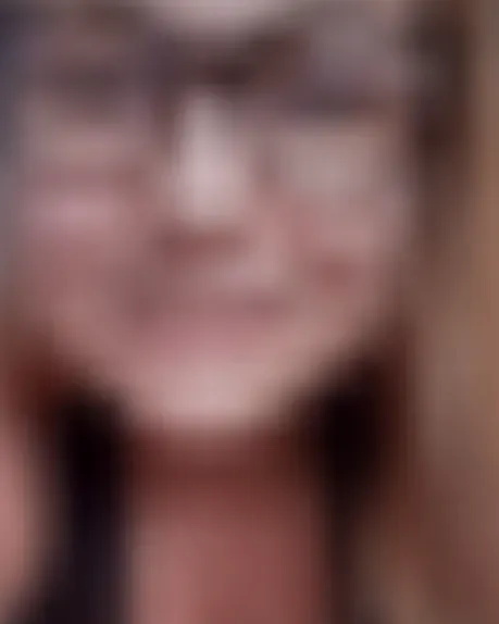 Laura, 32 Jahre — reife frauen in Barmbek-Süd