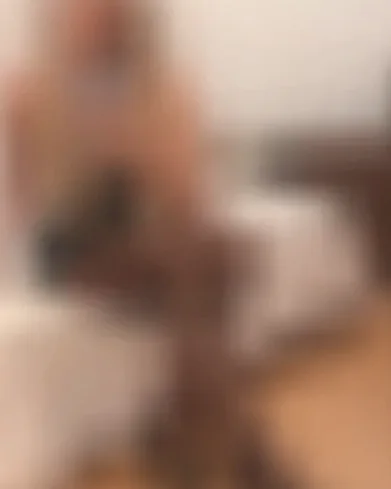Nelly, 32 Jahre — reife frauen in Pinneberg