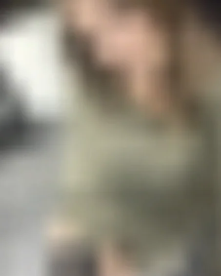 Ava, 23 Jahre — reife frauen in Esslingen