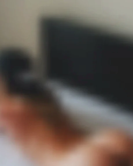 Juna, 22 Jahre — reife frauen in Magdeburg