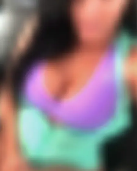 Nina, 23 Jahre — reife frauen in Charlottenburg